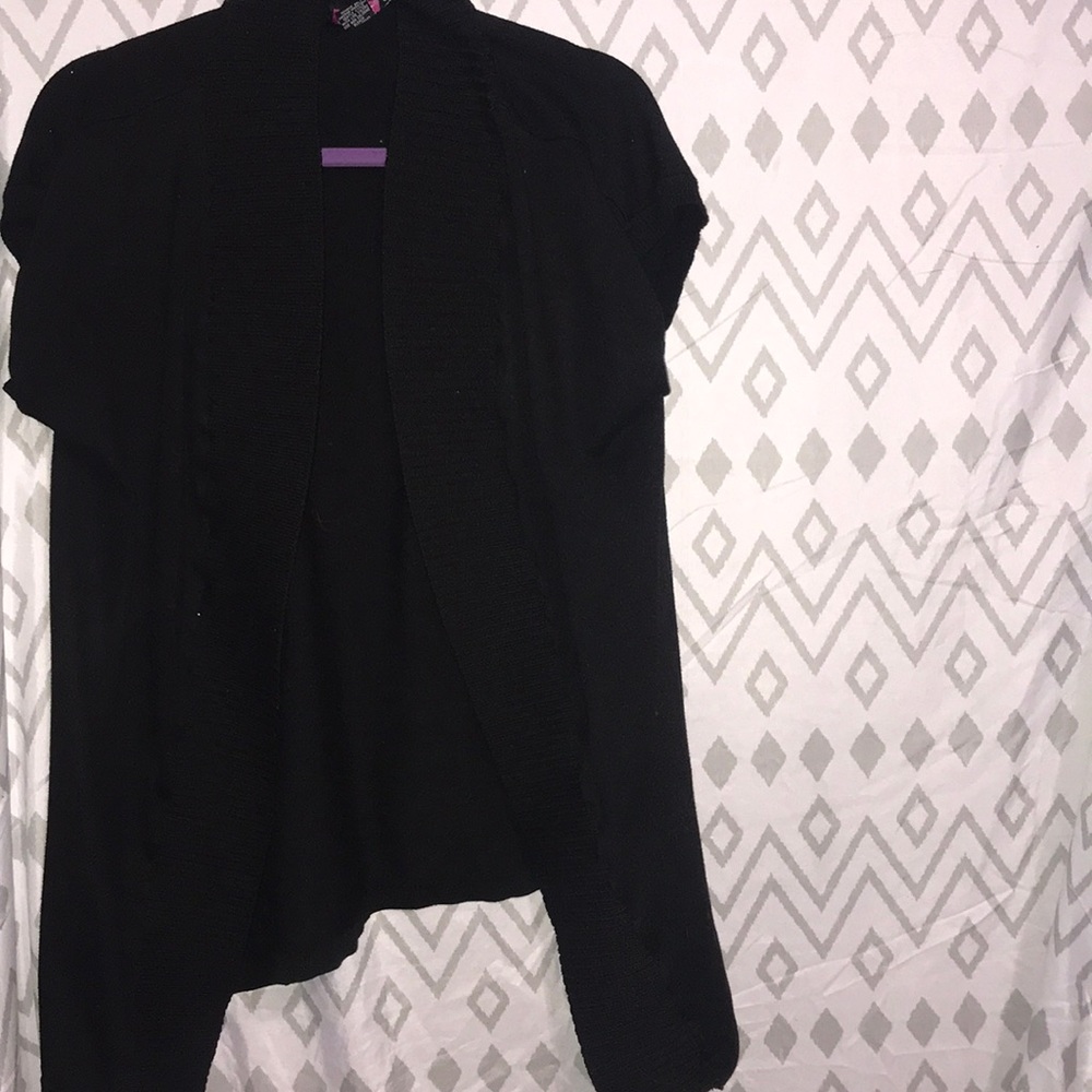 Short sleeve cardigan
